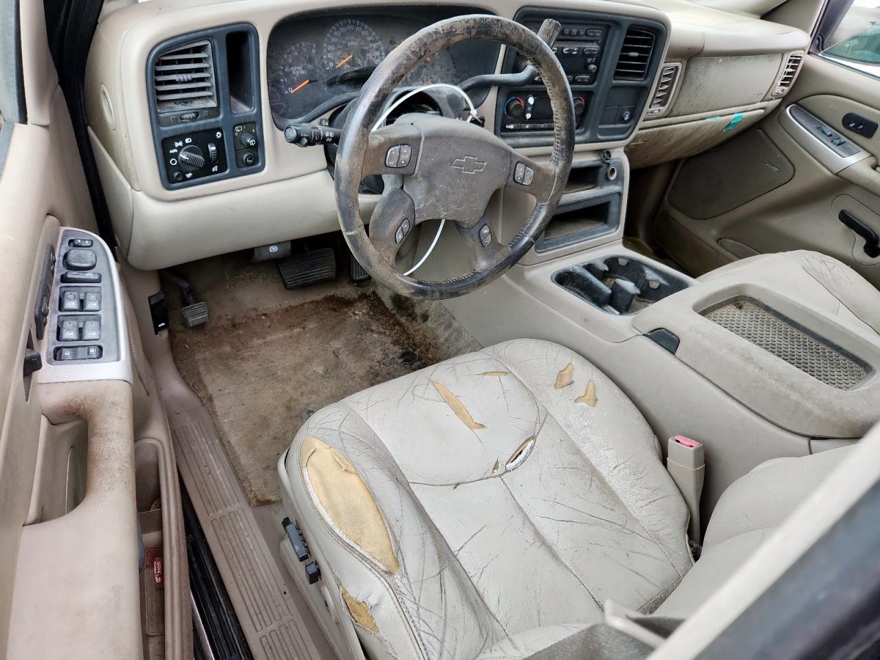 2004 Chevrolet Suburban C1500 VIN: 3GNEC16Z44G297789 Lot: 62723935