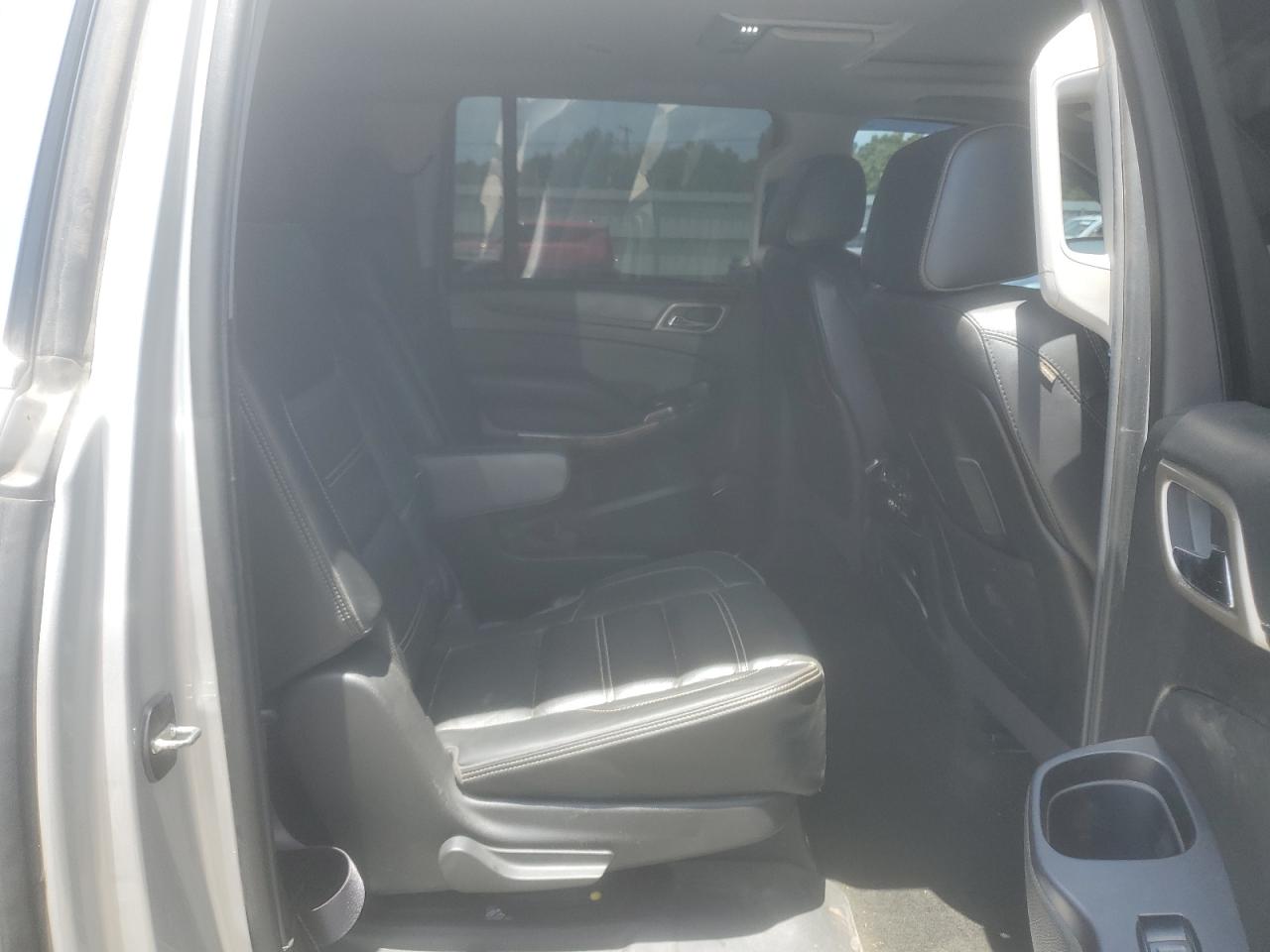 2016 GMC Yukon Xl Denali VIN: 1GKS2HKJ1GR437698 Lot: 63050295