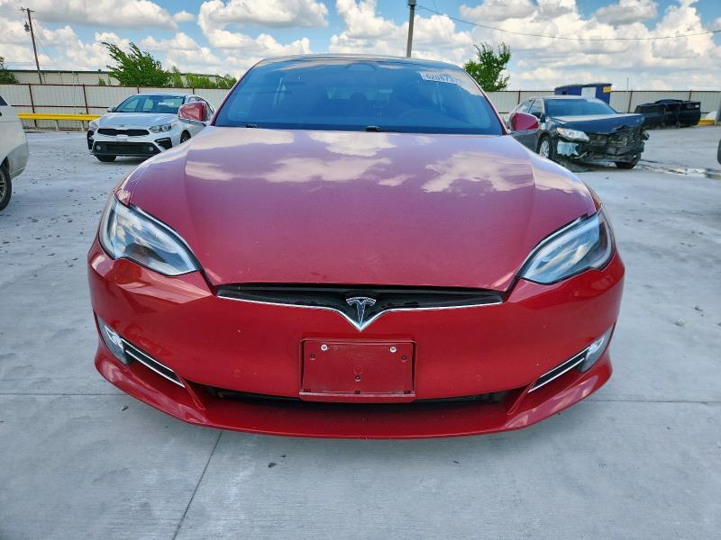  TESLA MODEL S 2017 Czerwony