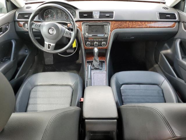  VOLKSWAGEN PASSAT 2012 Silver