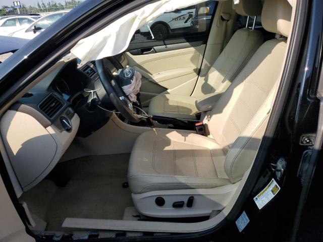  VOLKSWAGEN PASSAT 2014 Чорний