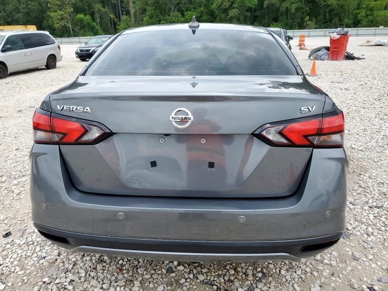  NISSAN VERSA 2021 Серый