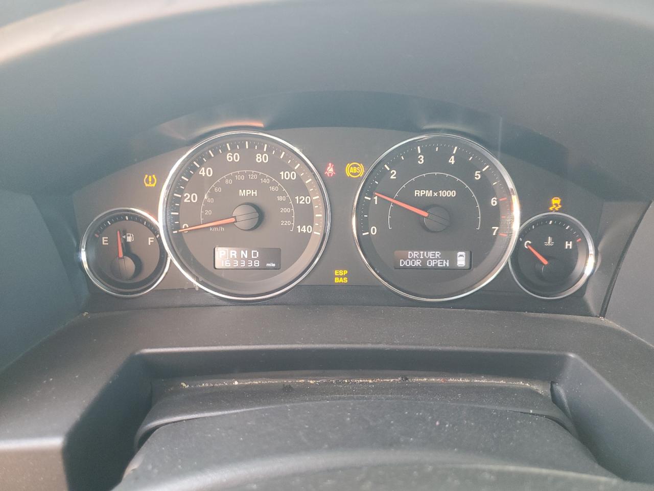 2008 Jeep Commander Sport VIN: 1J8HG48K08C140922 Lot: 62203065