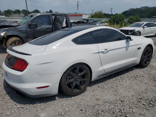  FORD MUSTANG 2018 Белый
