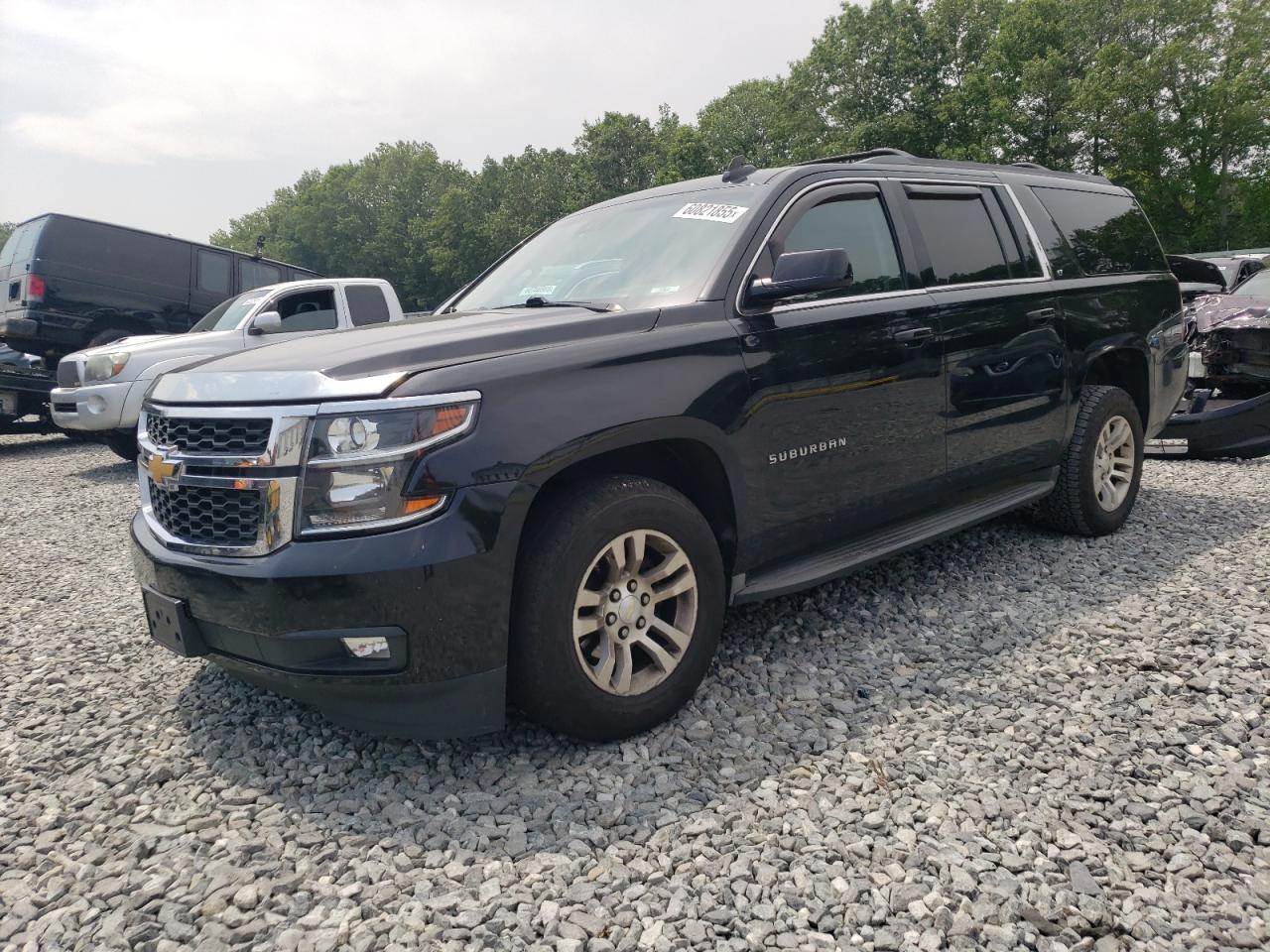 2016 Chevrolet Suburban K1500 Lt продається в North Billerica, MA - Side