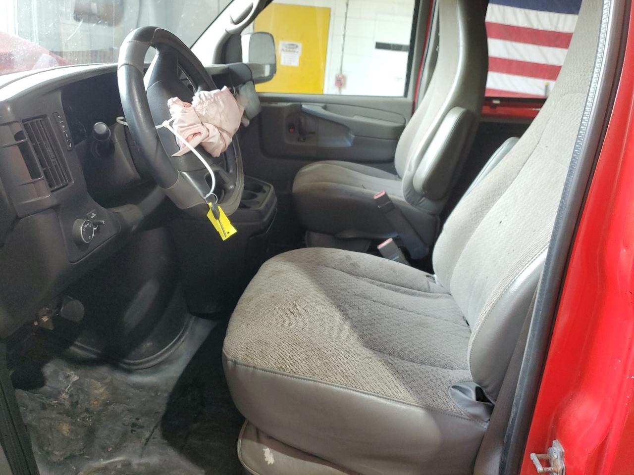 2015 Chevrolet Express G2500 VIN: 1GCWGFCF5F1178286 Lot: 61663895