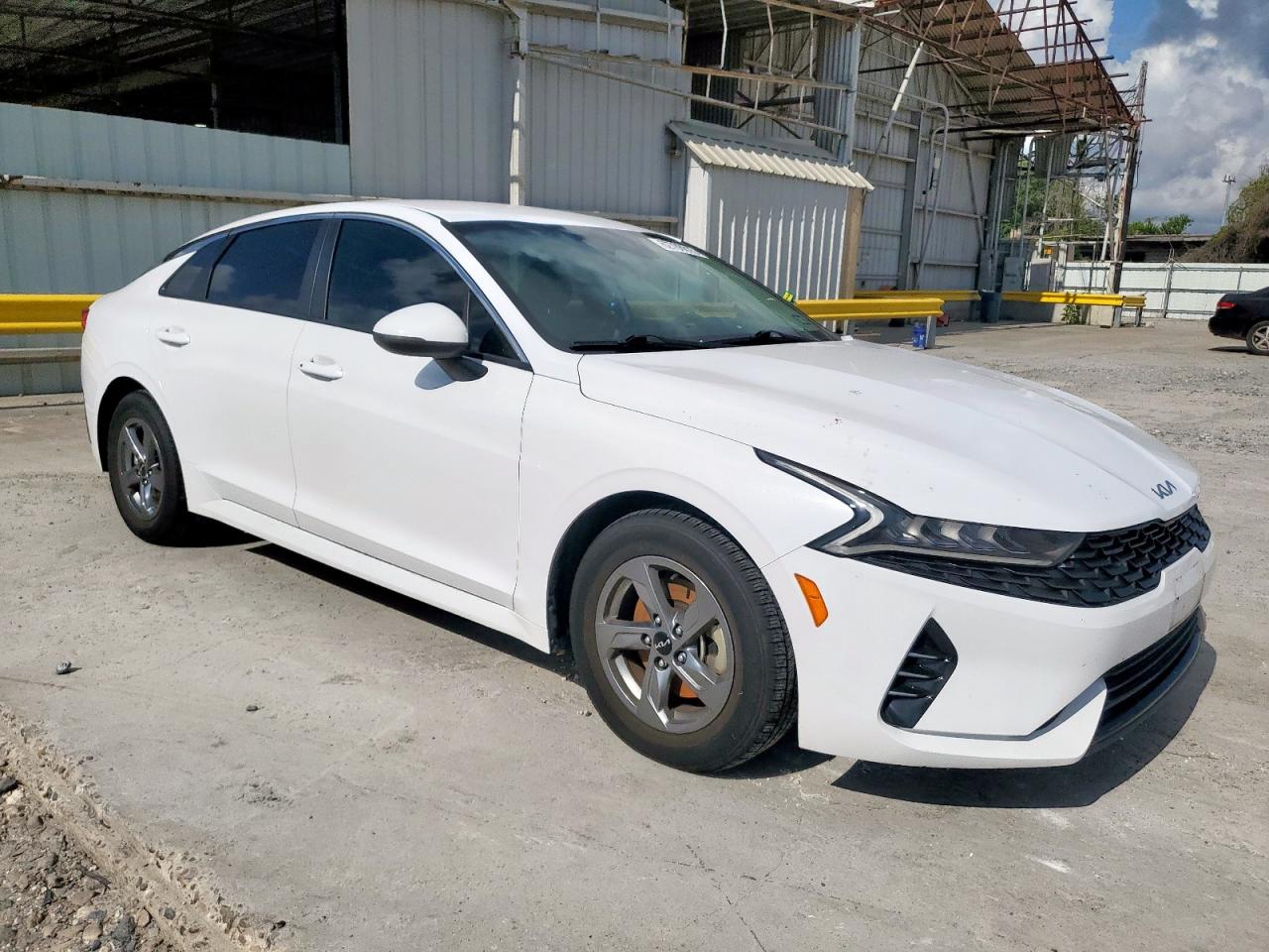 KIA K5 2023 VIN 5XXG14J21PG220744 фото 4