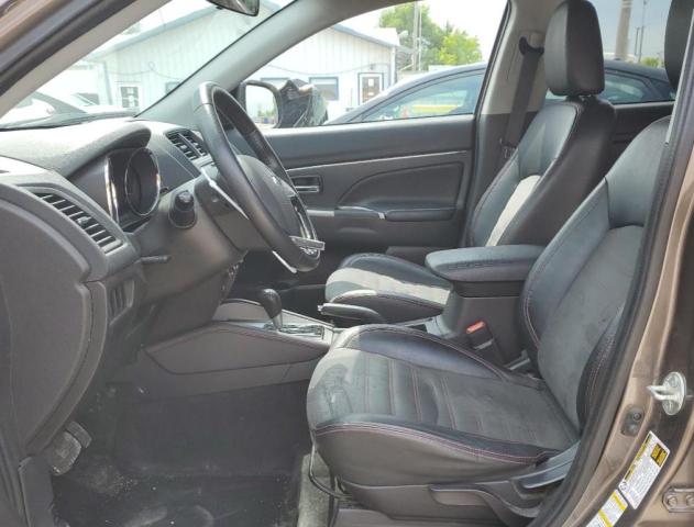  MITSUBISHI OUTLANDER 2018 Szary