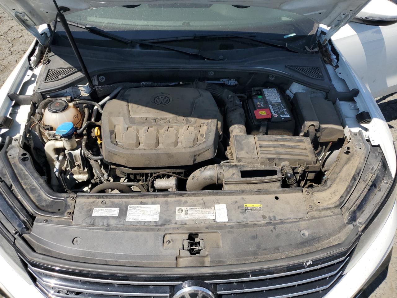 2018 Volkswagen Passat S VIN: 1VWAA7A38JC019542 Lot: 61260375