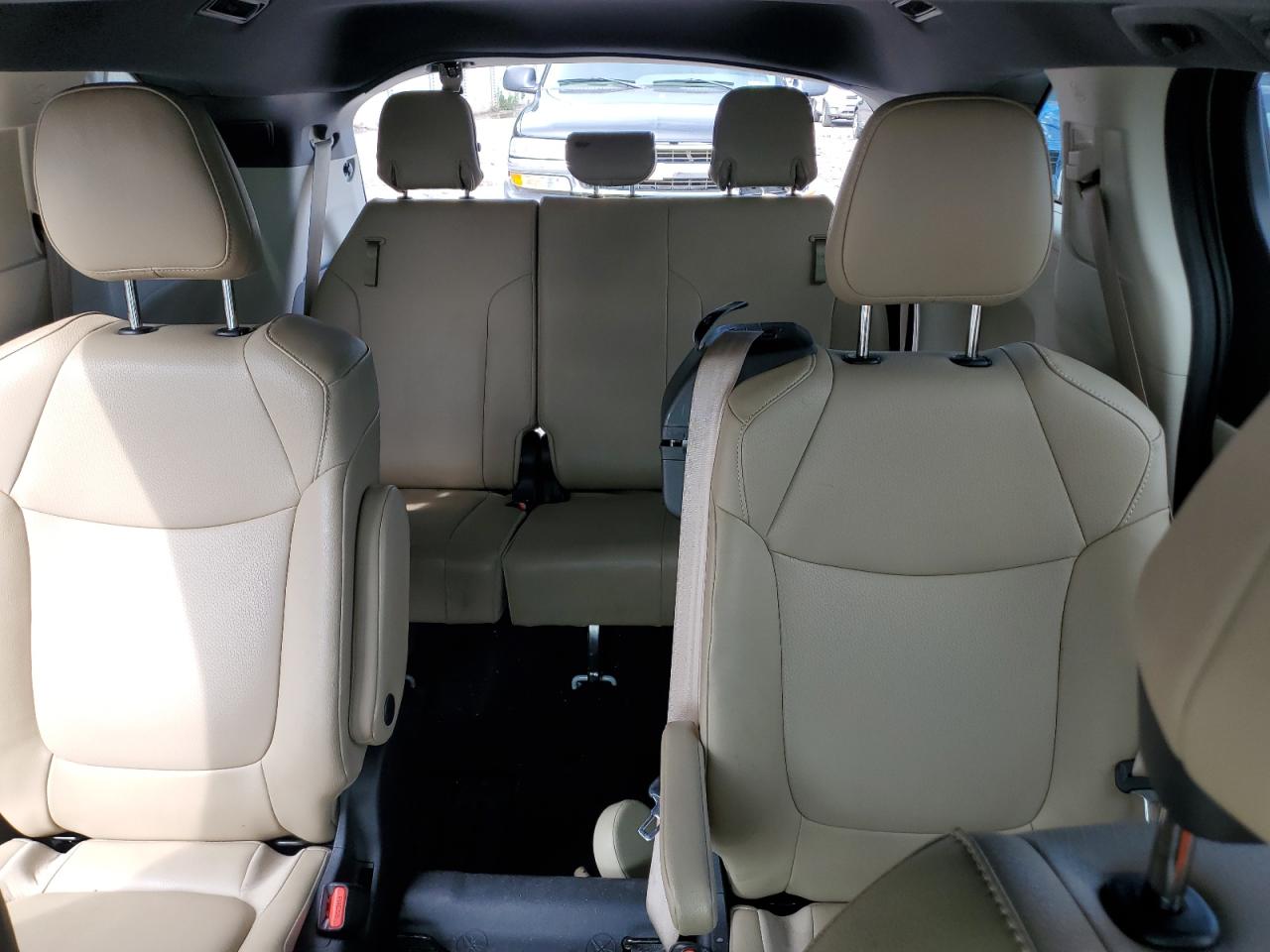 2021 Toyota Sienna Xle VIN: 5TDJRKECXMS033261 Lot: 61531105