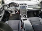 2016 Toyota Camry Le продається в Dyer, IN - Front End