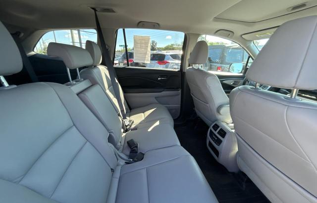 Parquets HONDA PILOT 2016 Granatowy