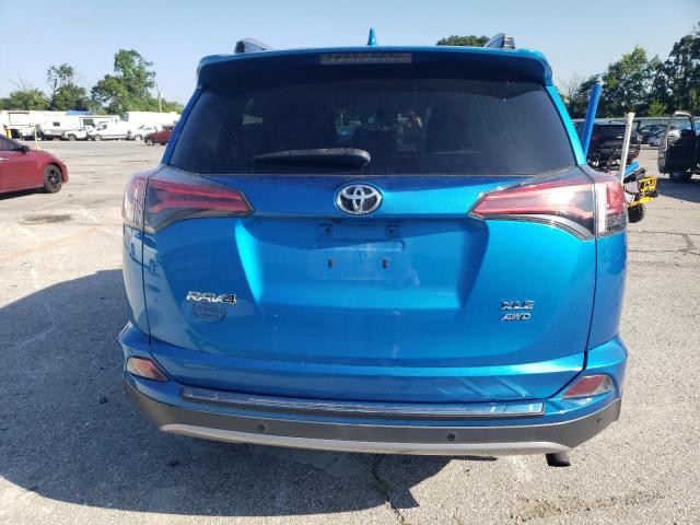 Parquets TOYOTA RAV4 2017 Granatowy