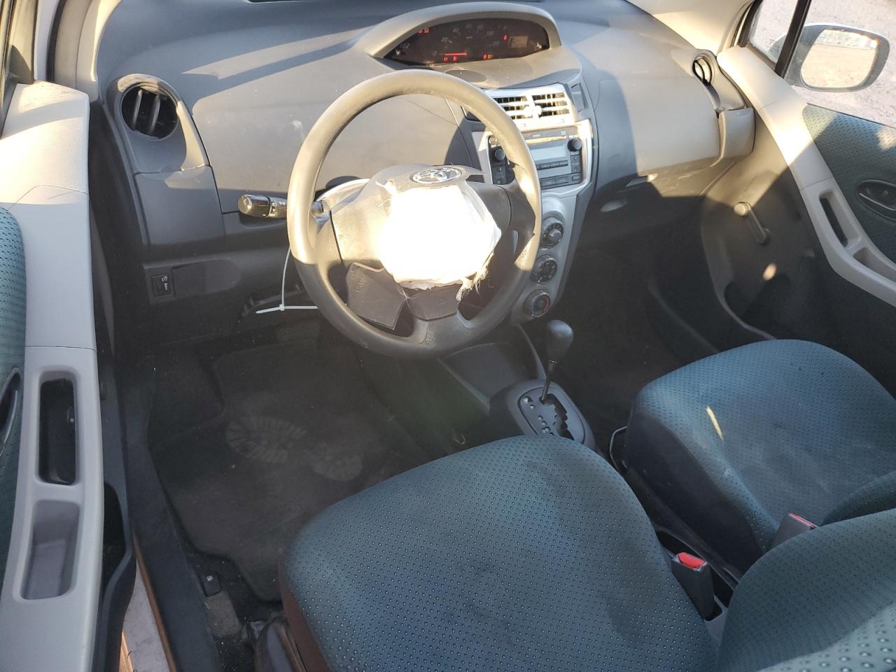 2007 Toyota Yaris VIN: JTDJT923075123267 Lot: 61491395