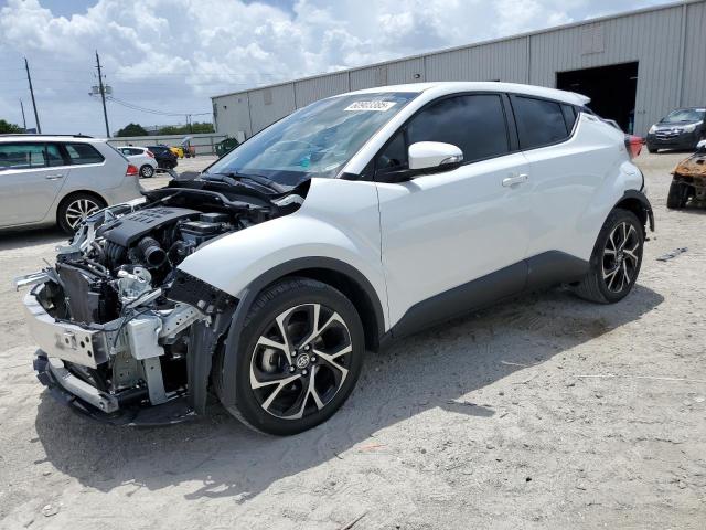 TOYOTA C-HR XLE 2022