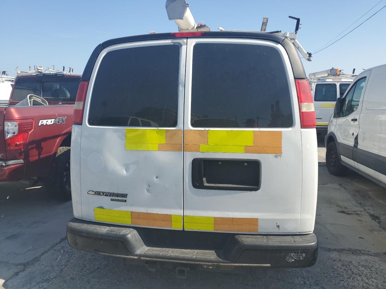 2011 Chevrolet Express G2500 VIN: 1GCWGFCB8B1130272 Lot: 59618325