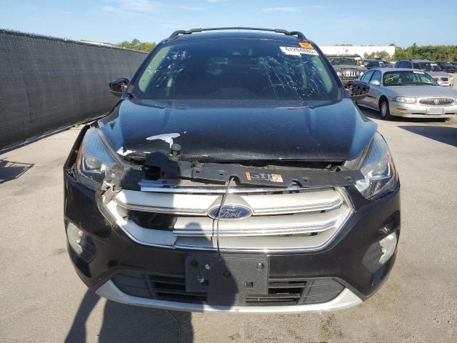  FORD ESCAPE 2019 Czarny
