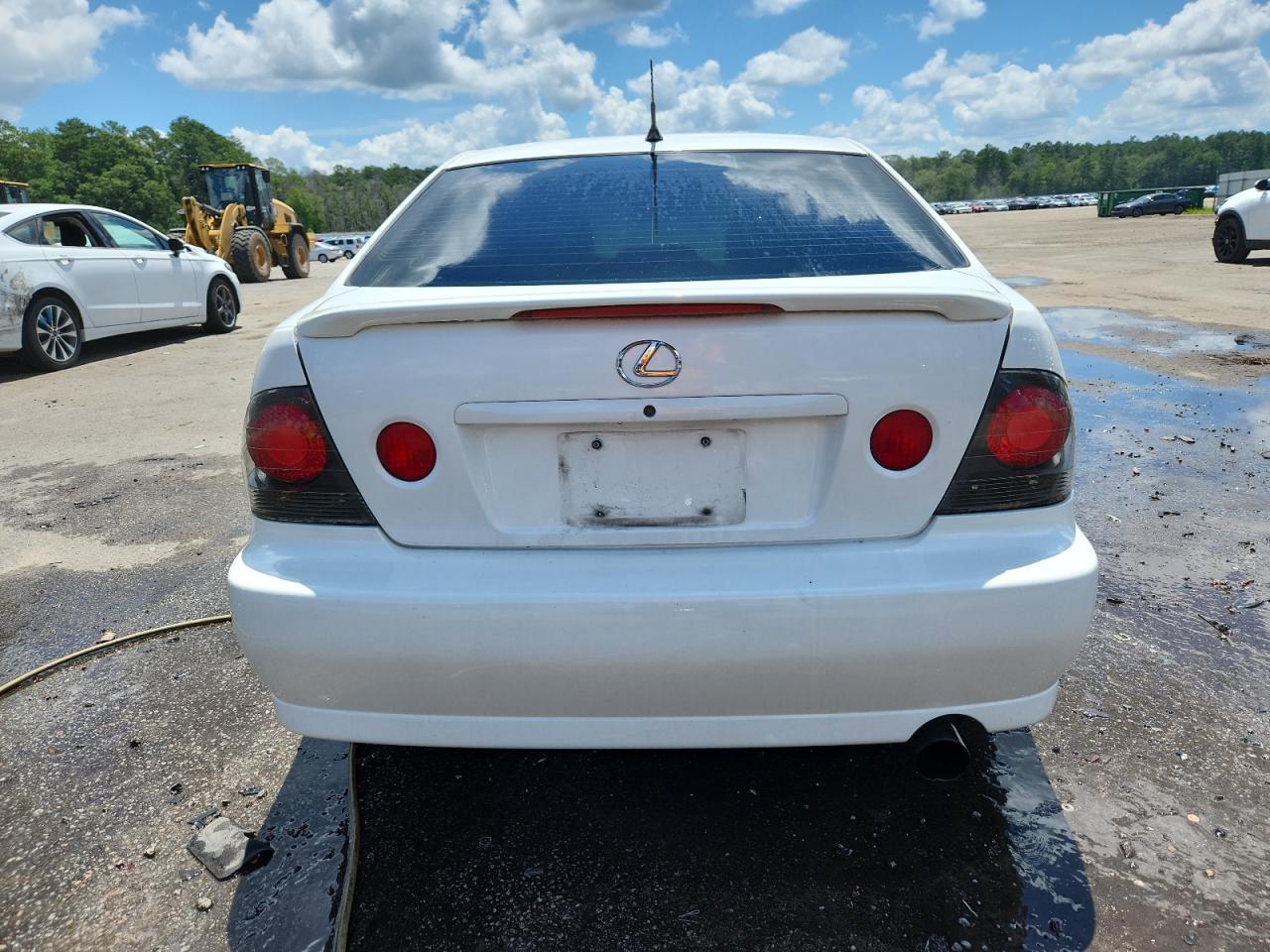 2002 Lexus Is 300 VIN: JTHBD192X20038313 Lot: 62897305
