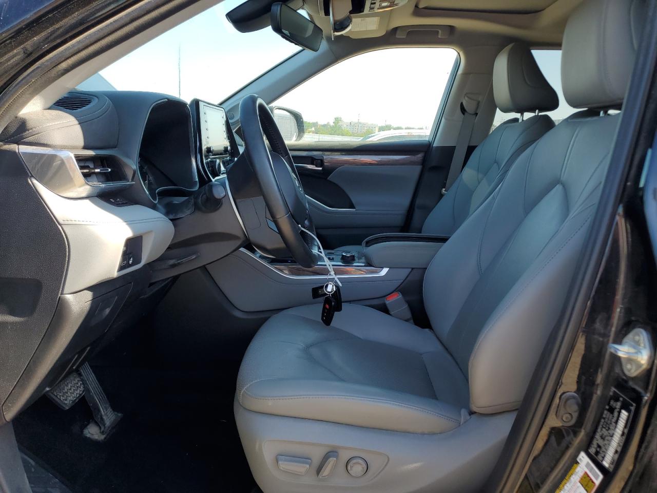 TOYOTA HIGHLANDER 2020 VIN 5TDDZRBH2LS022775 photo 7