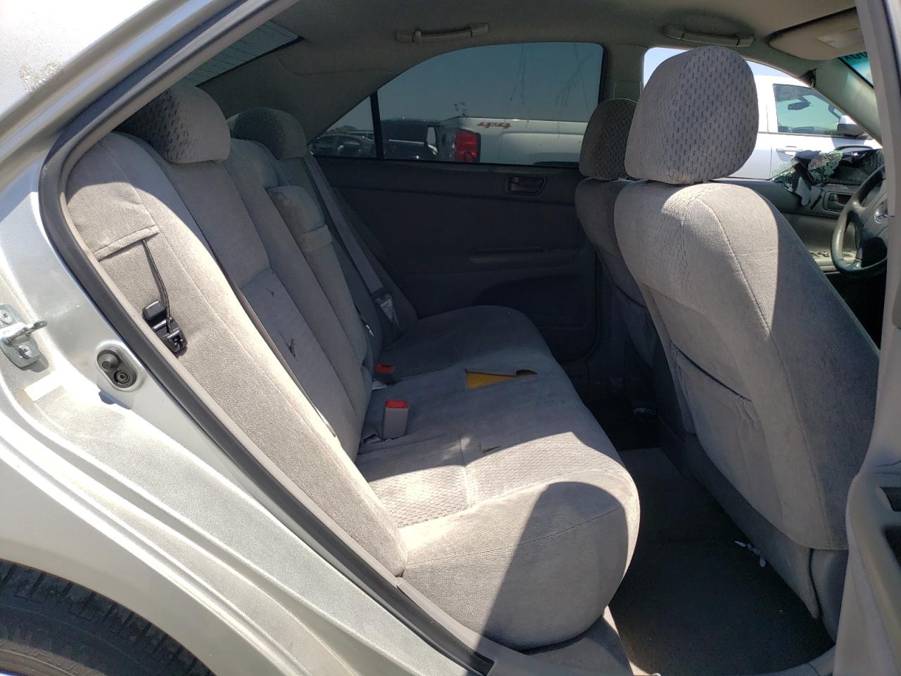 2004 Toyota Camry Le VIN: 4T1BE32K04U272147 Lot: 59170285