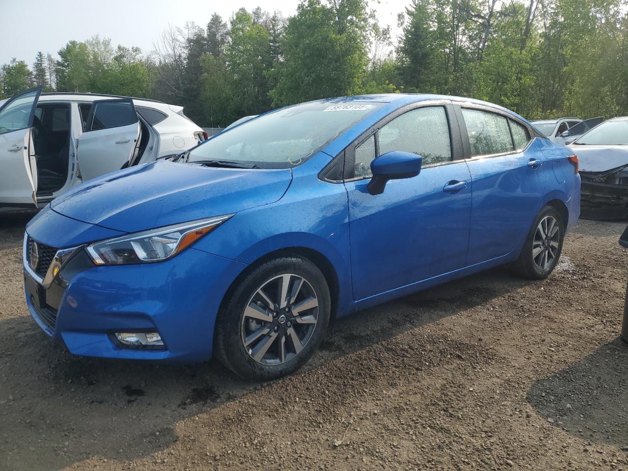 2022 Nissan Versa Sv