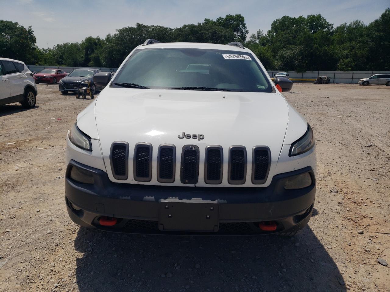 2016 Jeep Cherokee - Image 5