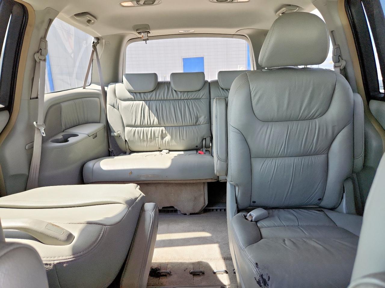 2006 Honda Odyssey Exl VIN: 5FNRL38676B100700 Lot: 61977035