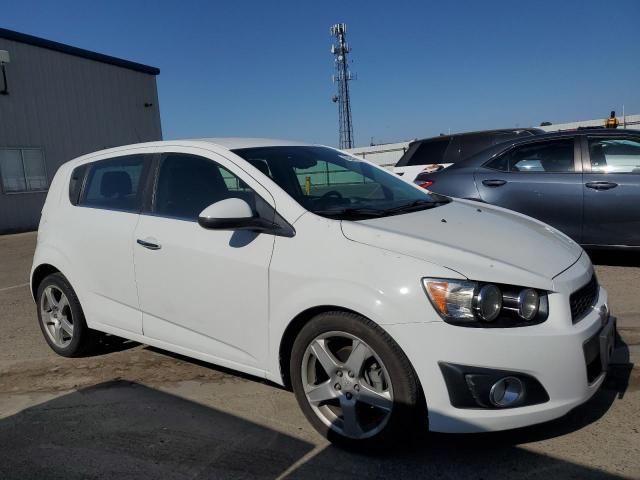  CHEVROLET SONIC 2016 Biały