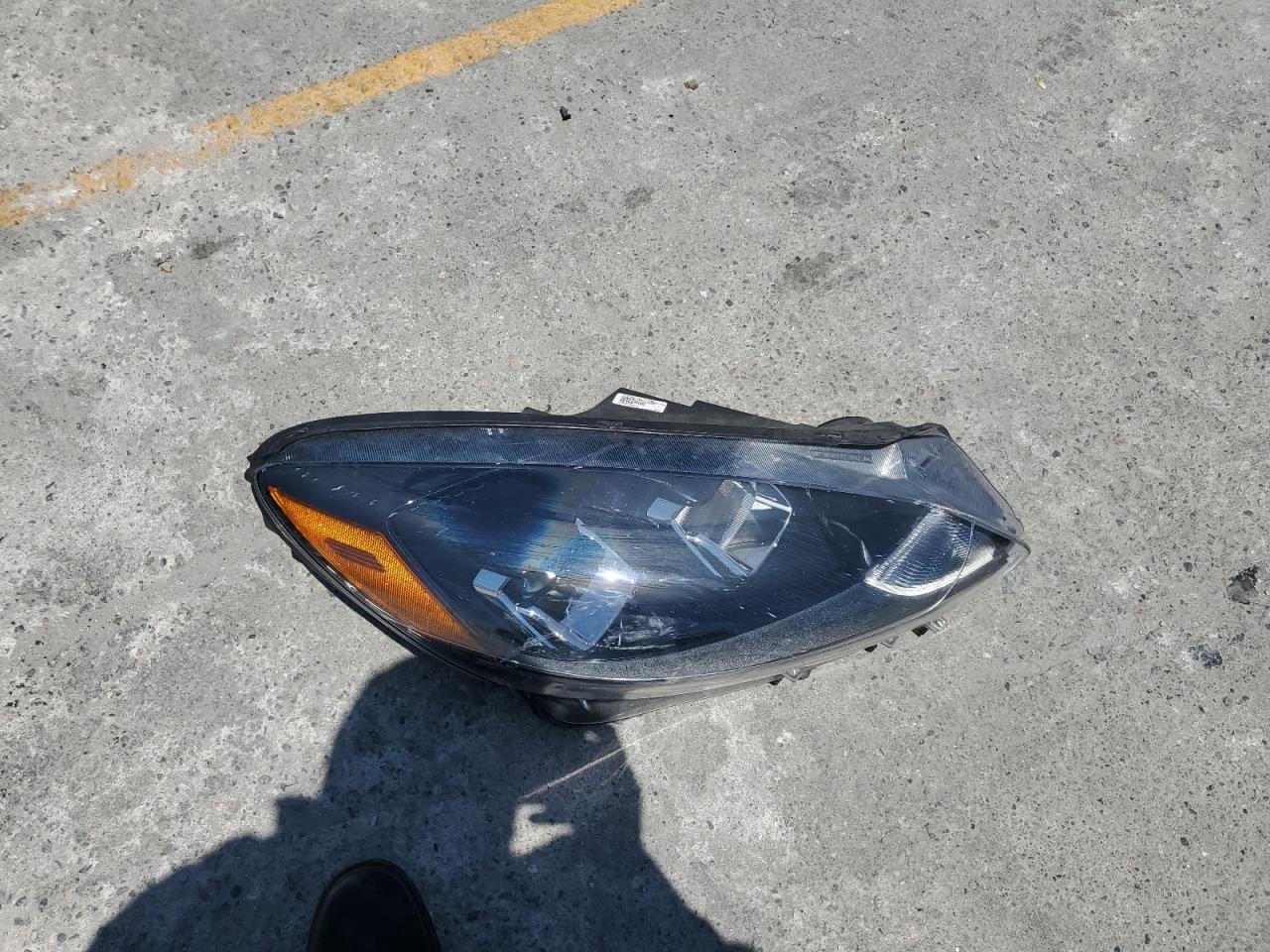 2022 Ford Escape S VIN: 1FMCU9F60NUB62658 Lot: 61087735