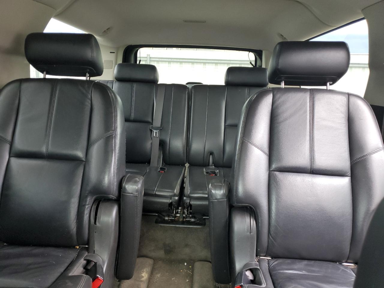 2008 Chevrolet Suburban K1500 Ls VIN: 3GNFK16338G184215 Lot: 61444685