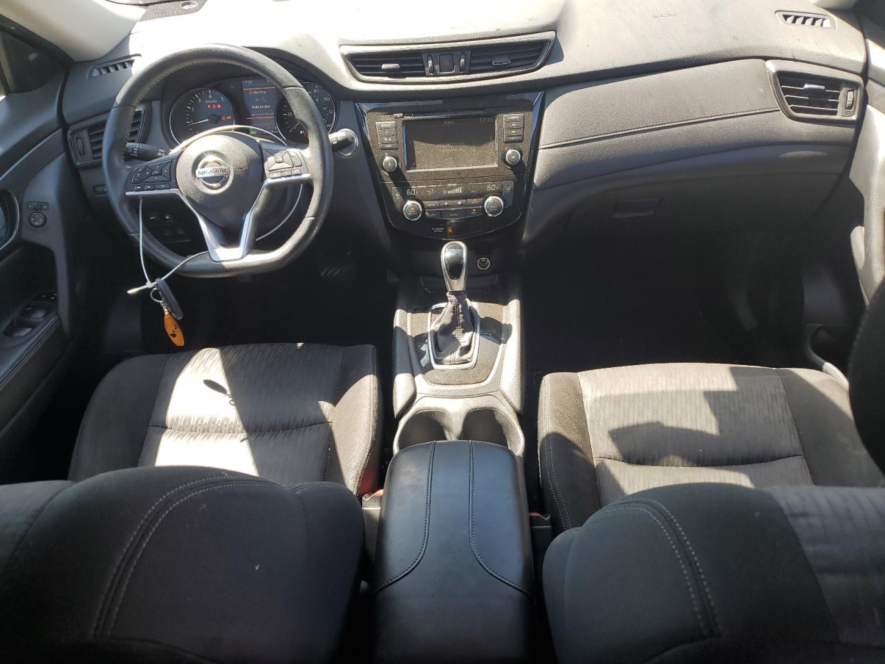 2020 Nissan Rogue S VIN: JN8AT2MT1LW001918 Lot: 62707015