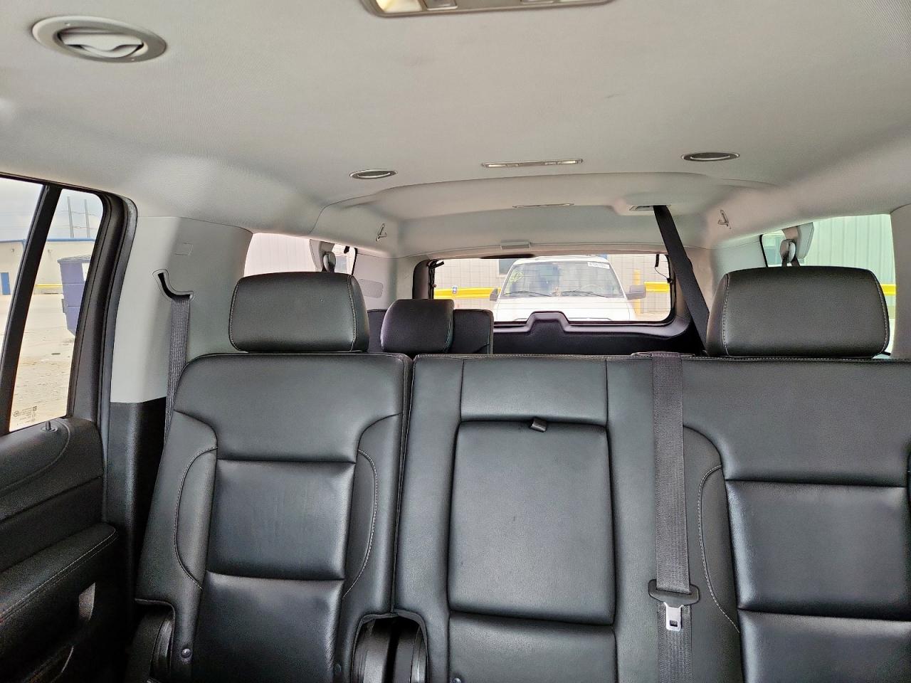 2019 Chevrolet Suburban C1500 Lt VIN: 1GNSCHKC4KR117219 Lot: 61725915