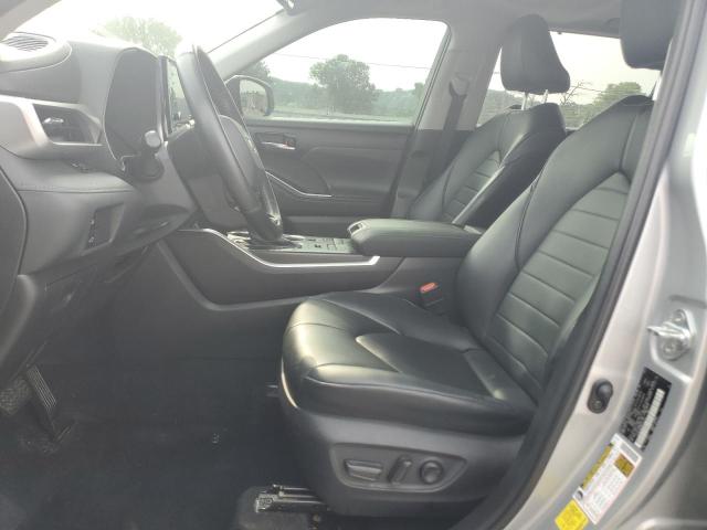  TOYOTA HIGHLANDER 2021 Srebrny