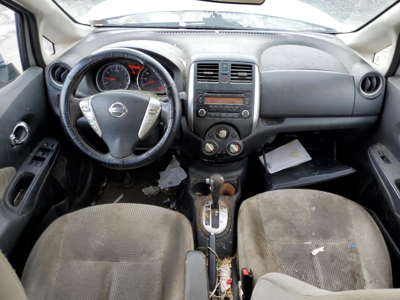 NISSAN VERSA 2014 VIN 3N1CE2CP1EL359941 photo 8