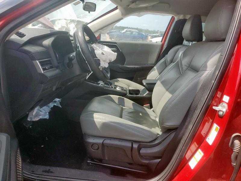  MITSUBISHI OUTLANDER 2022 Красный
