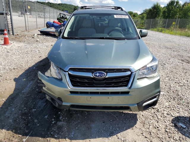  SUBARU FORESTER 2018 Зеленый