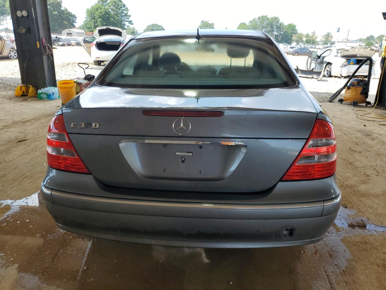 wdbuf65j45a682238 WDBUF65J45A682238 2005 Mercedes-Benz E 320