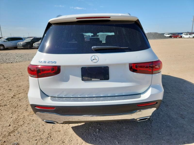  MERCEDES-BENZ GLB-CLASS 2021 Белы