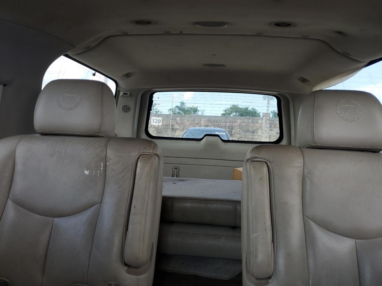 2004 Cadillac Escalade Esv VIN: 3GYFK66N04G168615 Lot: 62423845
