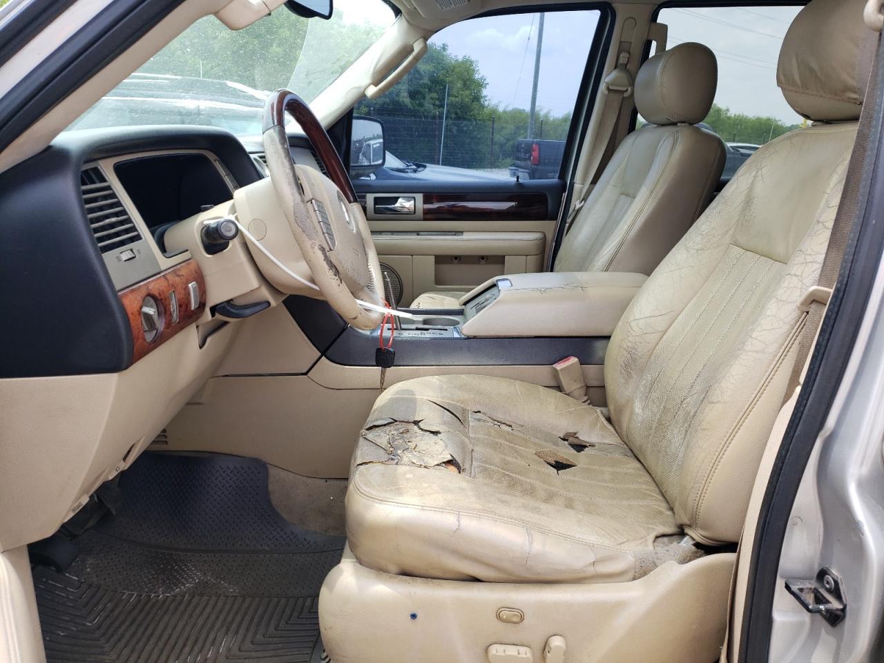 2005 Lincoln Navigator VIN: 5LMFU27575LJ11400 Lot: 59374775