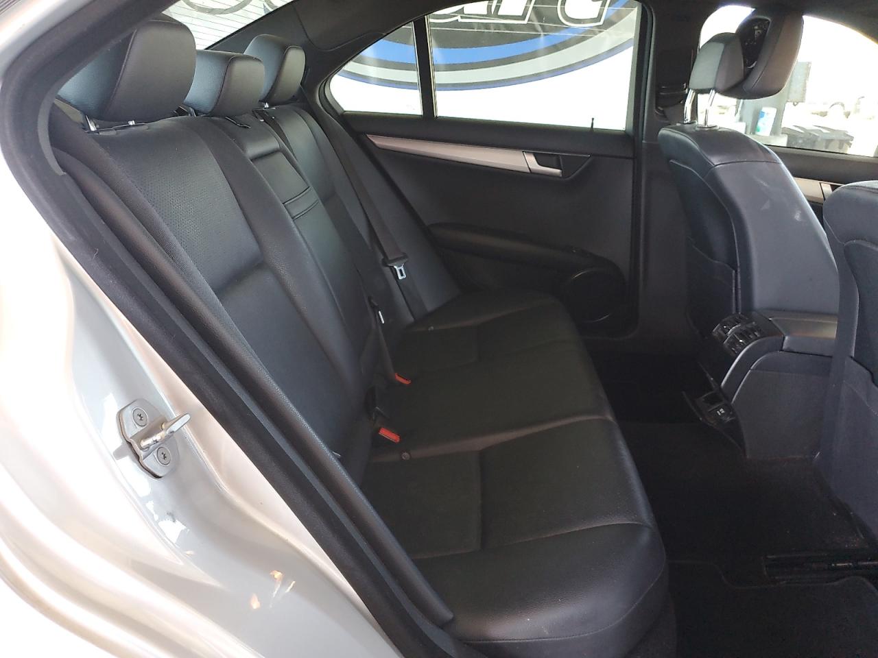 2012 Mercedes-Benz C 250 VIN: WDDGF4HB6CA607924 Lot: 62924855