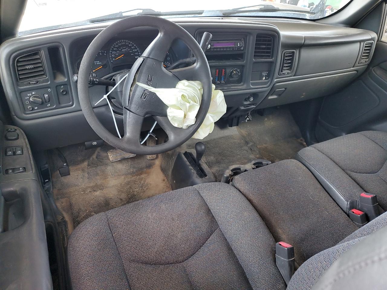 2005 GMC Sierra K2500 Heavy Duty VIN: 1GTHK29U75E287068 Lot: 60930955