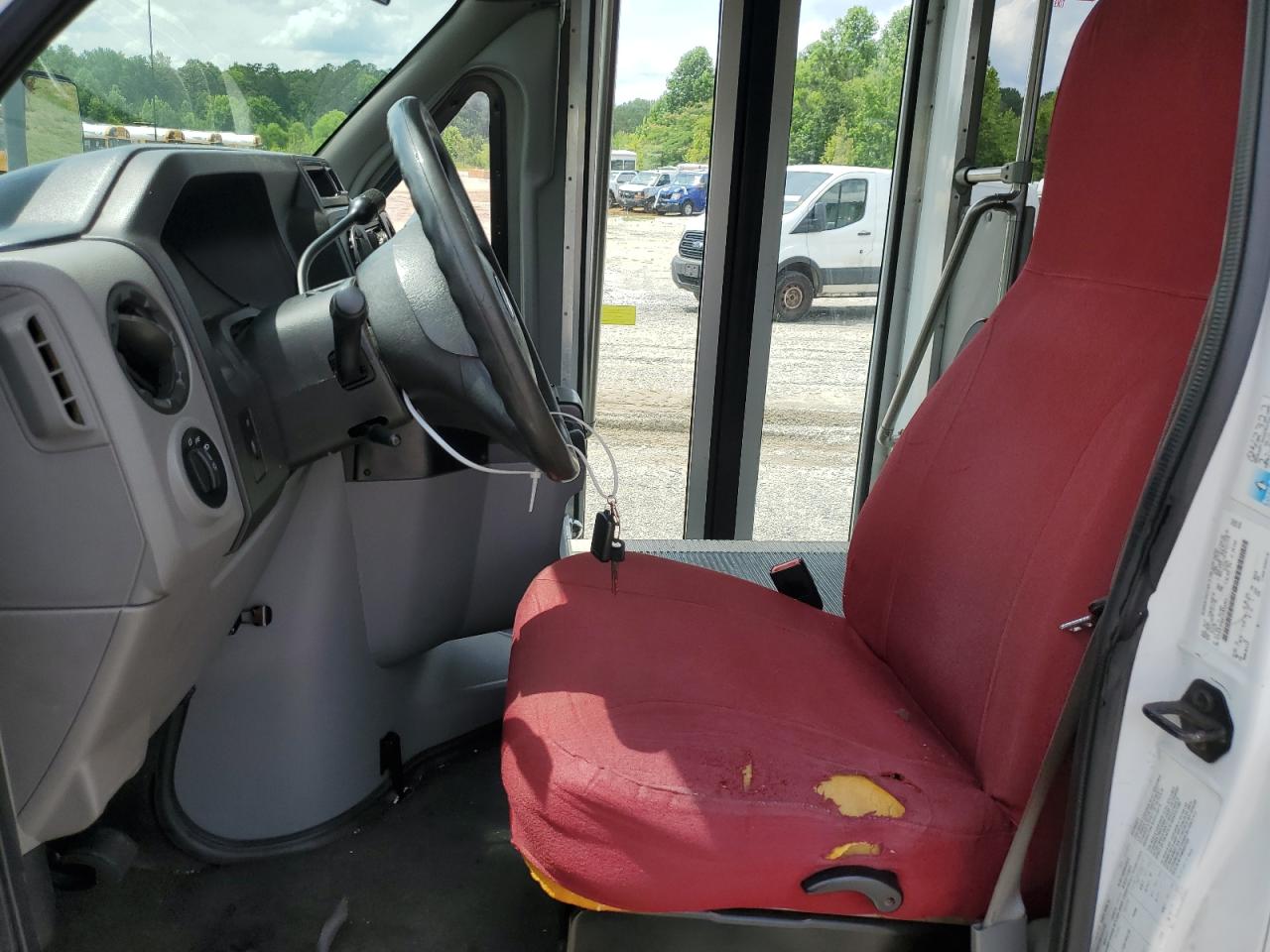 2012 Ford Econoline E350 Super Duty Cutaway Van VIN: 1FDEE3FS8CDA13363 Lot: 60846195