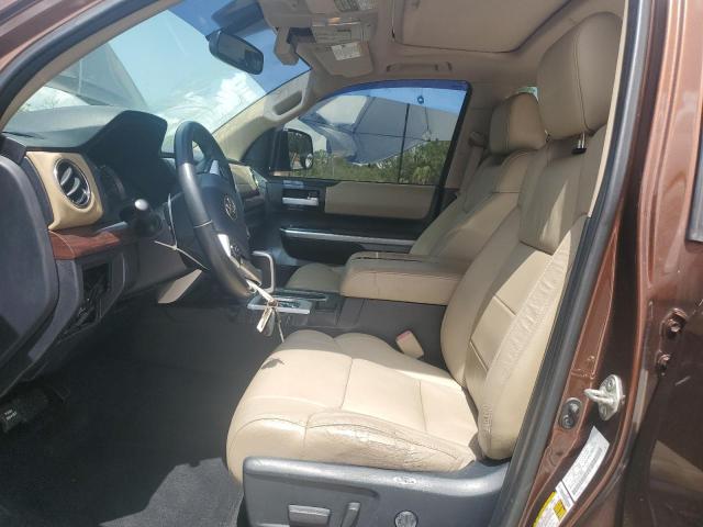  TOYOTA TUNDRA 2017 Коричневый