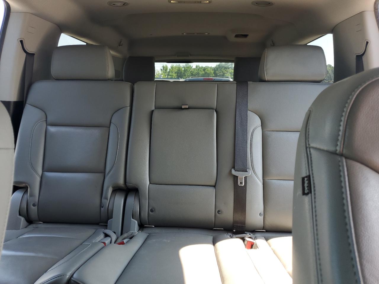 2018 Chevrolet Suburban K1500 Lt VIN: 1GNSKHKC8JR389693 Lot: 61764965