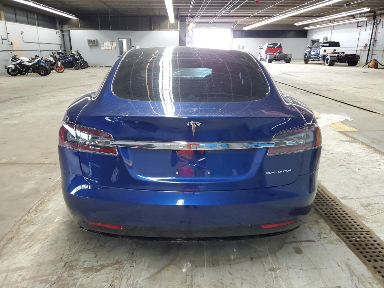 2020 Tesla Model S VIN: 5YJSA1E25LF400132 Lot: 61008555