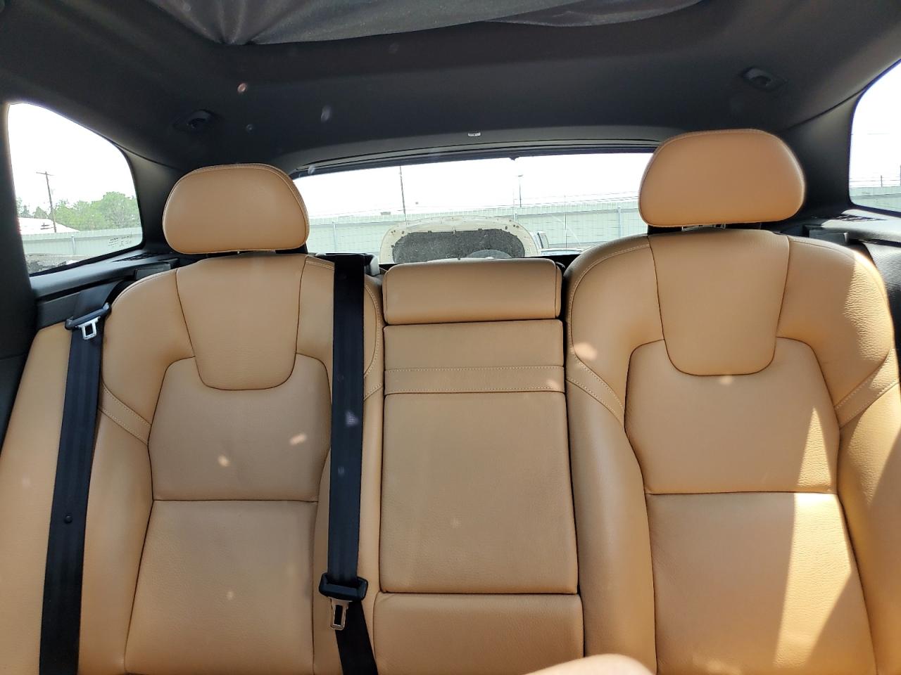 2018 Volvo Xc60 T5 VIN: LYV102RK0JB106179 Lot: 62533525