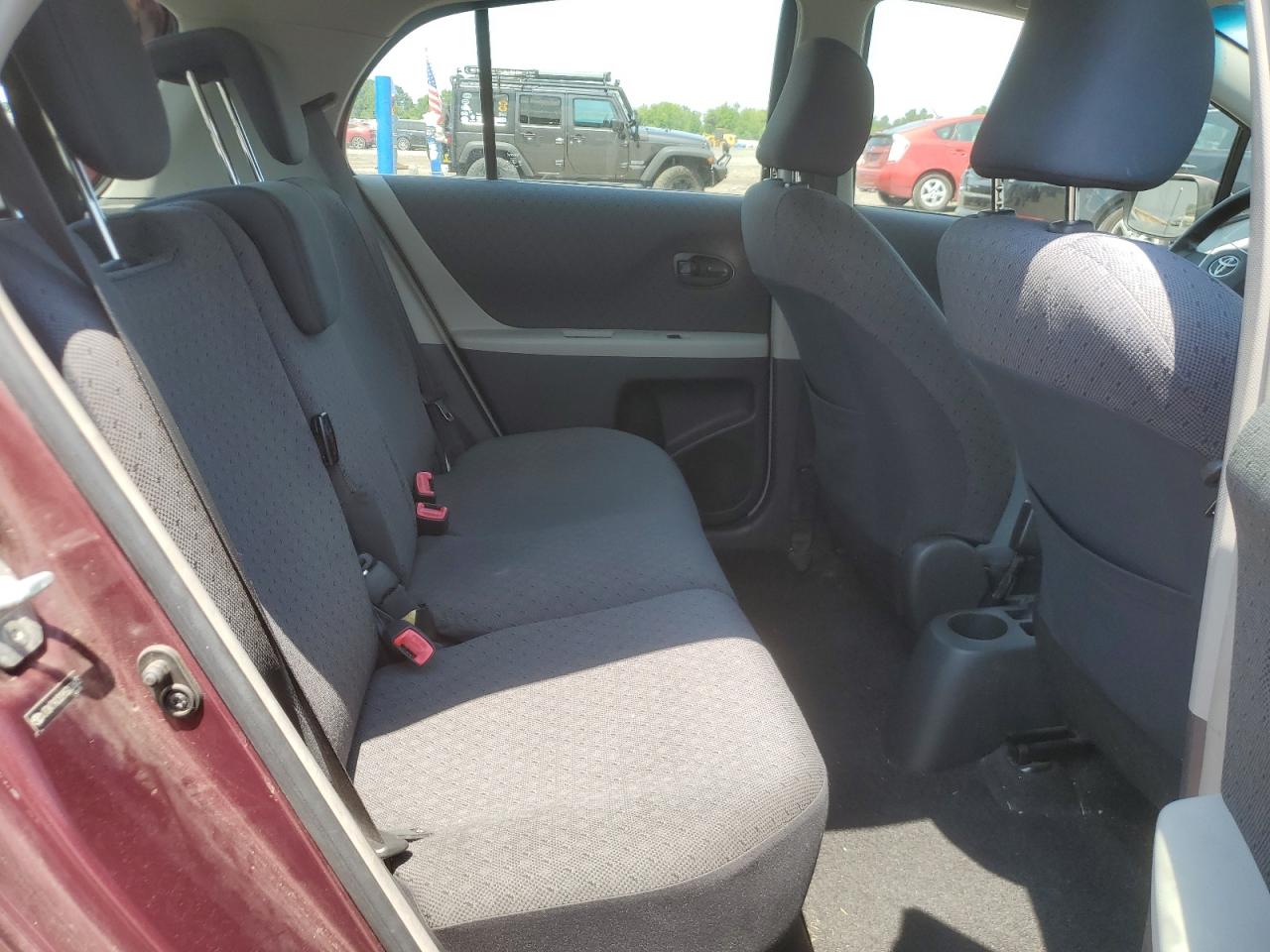 2009 Toyota Yaris VIN: JTDKT903095230605 Lot: 62904075