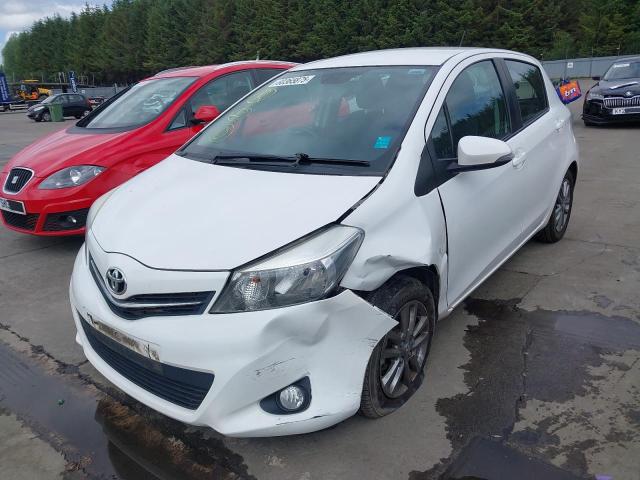 TOYOTA YARIS ICON 2014