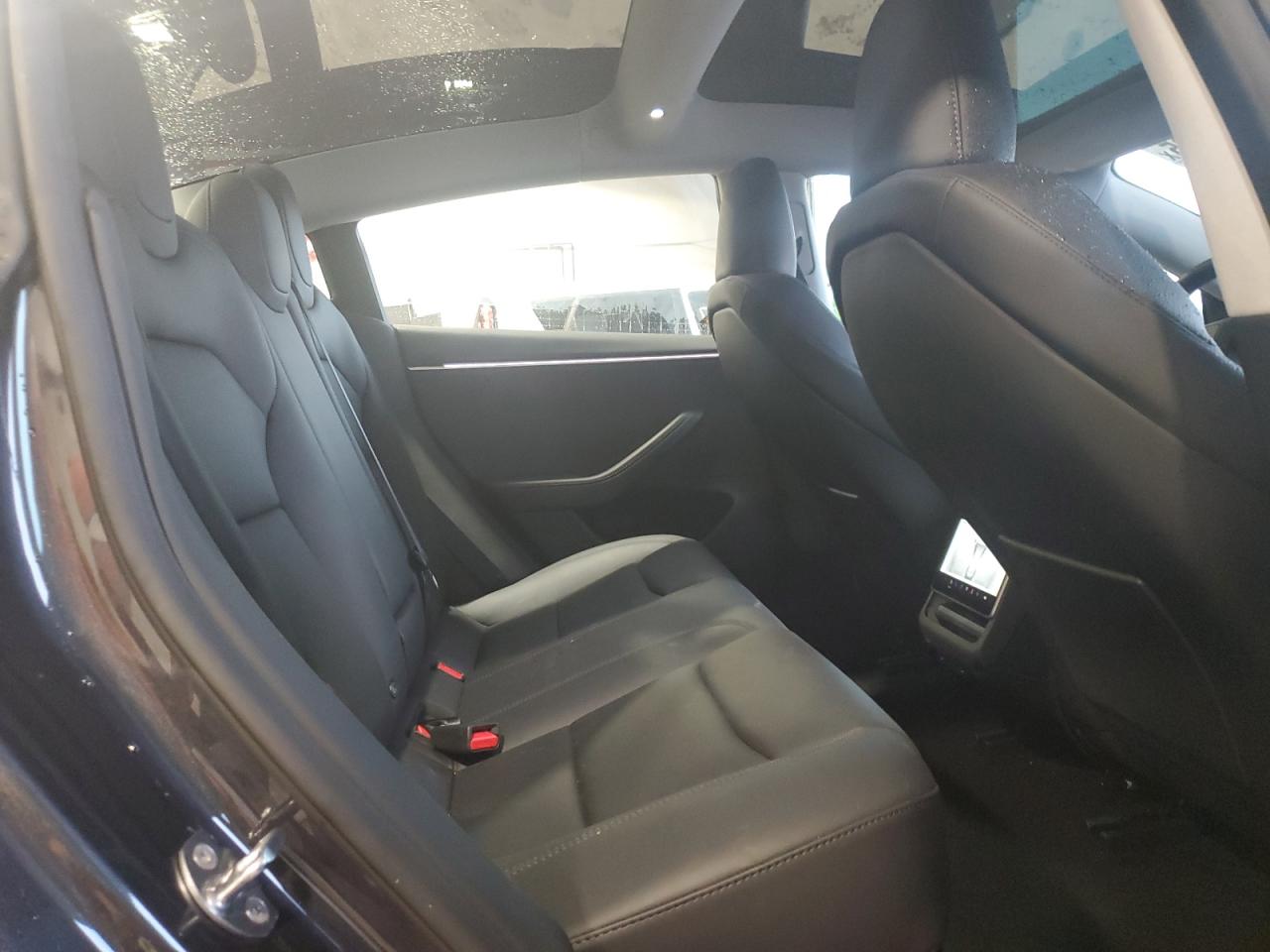 2025 Tesla Model 3 VIN: 5YJ3E1EB6SF988470 Lot: 62834805